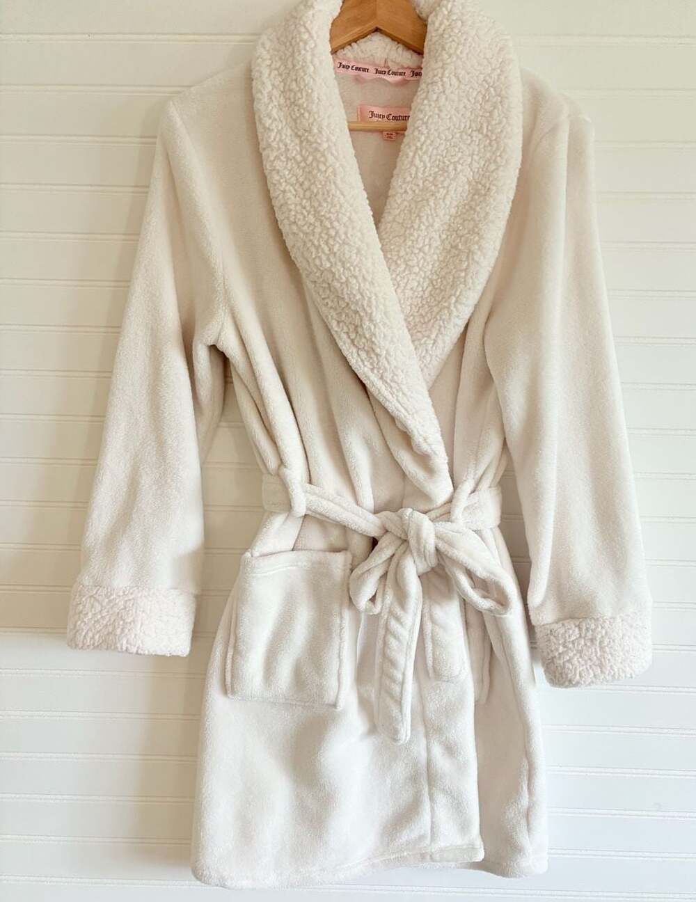 Juicy Couture Plush Sherpa Trim Robe Size S/M